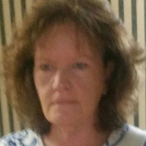 Meet your Posher, Lorie